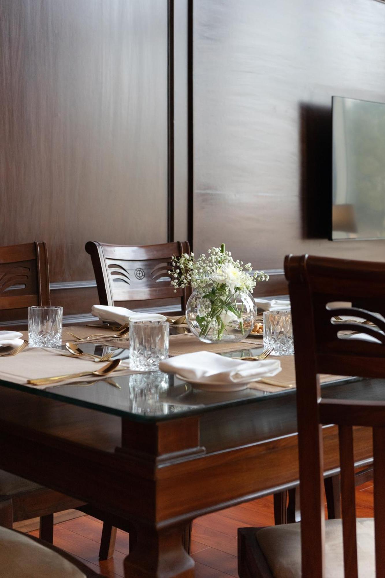 Best Western Premier Исламабад Екстериор снимка